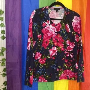 LAST CHANCE 🎁 Foxcroft Floral Buttoned Cardigan Sweater